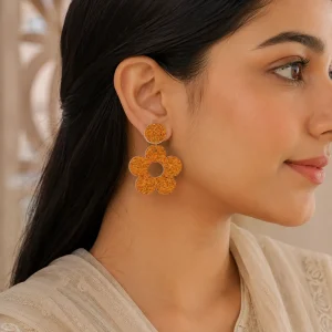 Petal Pop Daisy Acrylic Earrings