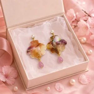 Marbled Petal Pearl Earrings