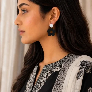 Black and White Daisy Earrings