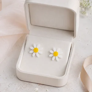 Sunny Daisy Acrylic Earrings